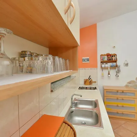 Maria With Swimming Pool Hotel Vodice