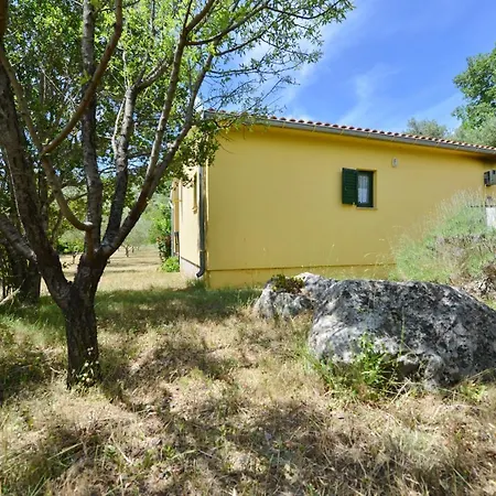 Maria With Swimming Pool Hotel